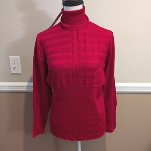 NWT. AUGUST SILK turtle neck bright red sweater. Large